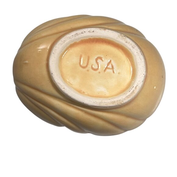 Vtg Ceramic Shell Trinket Dish Yellow Swirls USA MCM Pottery Coastal Decor - Picture 5 of 8
